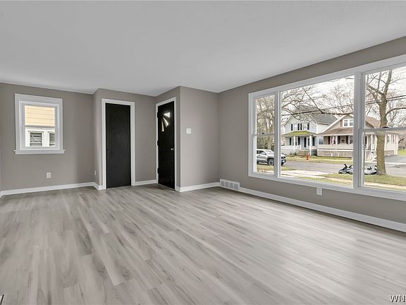 4th image of 223 Kohler St