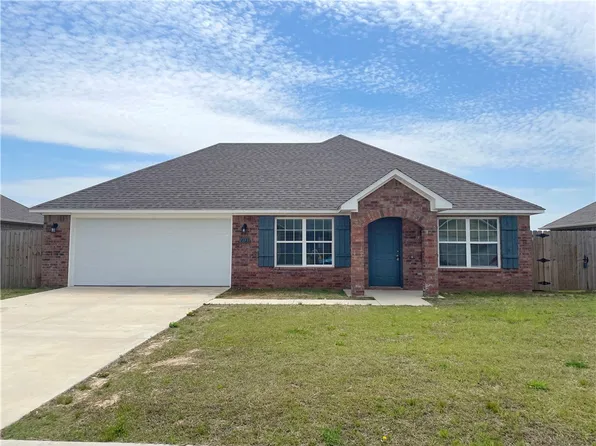 2121 Brown Bear Ln, Gentry, AR 72734