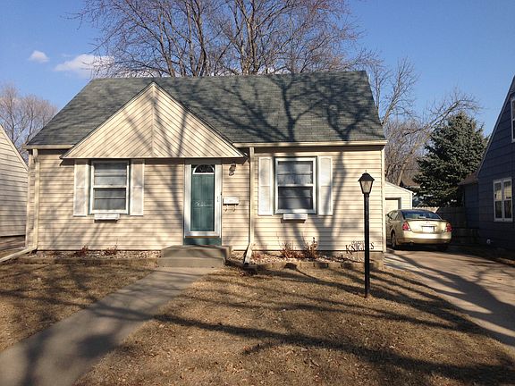 2416 S. Hawthorne Ave.