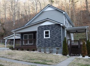 220 Northgate Dr, Pikeville, KY 41501
