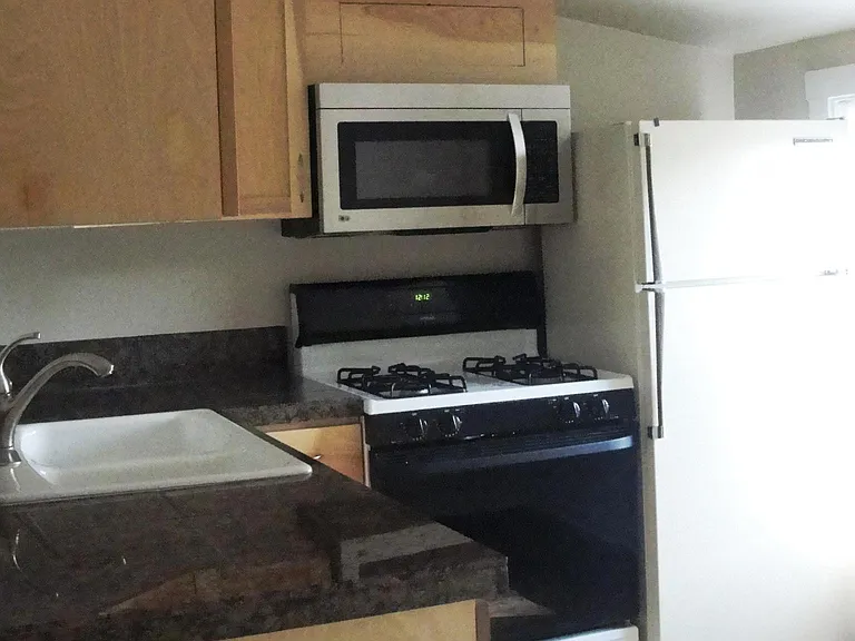 1117 NE Ravenna Blvd — Photo 12