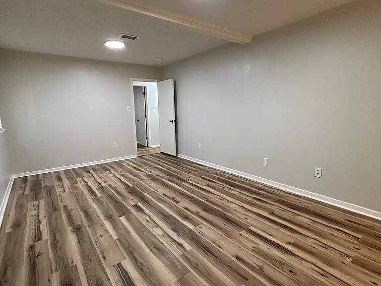 4953 Rosehaven Dr — Photo 14