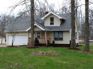 12199 Blazey Rd, Strongsville, OH 44136