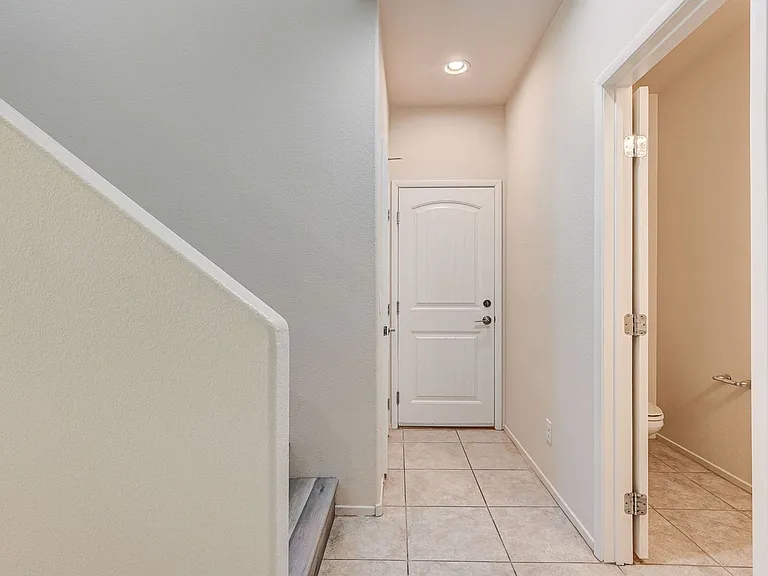 9522 Vega Carpio Ave — Photo 20