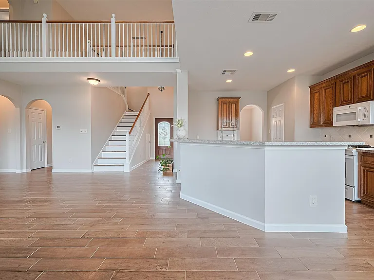 20834 Avery Cove Ln — Photo 22