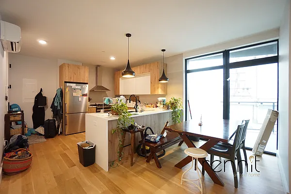 Rented by Rennit Inc. | media 7