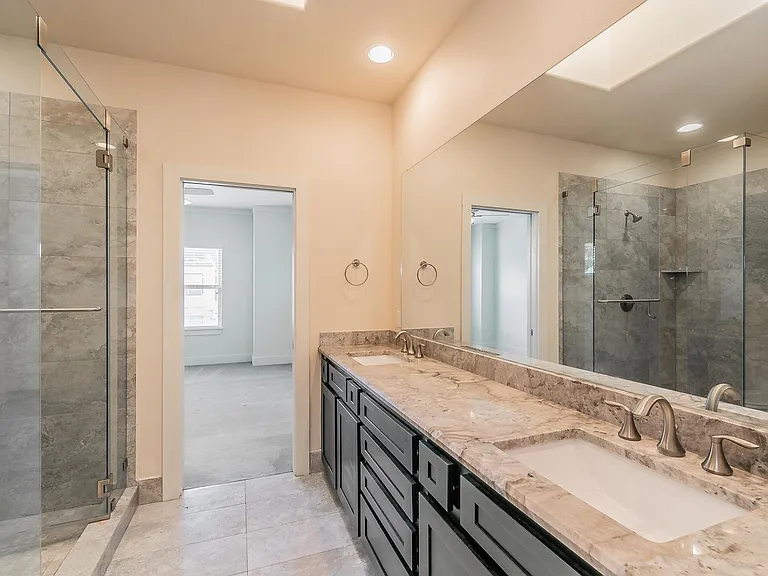 5901 Ross Ave #7 — Photo 16