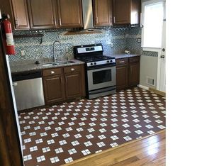 648 Queensgate Rd, Baltimore, MD 21229