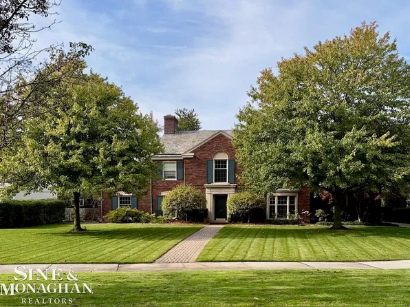 663 Balfour St, Grosse Pointe Park, MI 48230