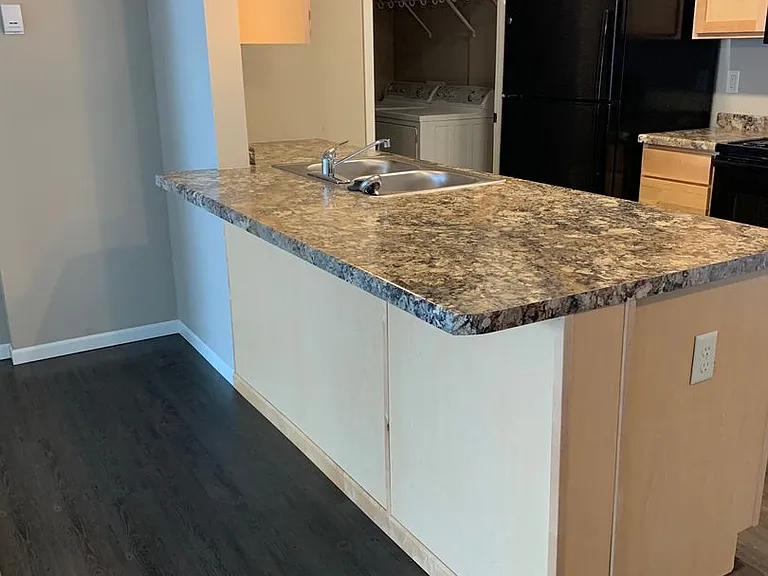 Aspen Trail Apartments — Photo 143