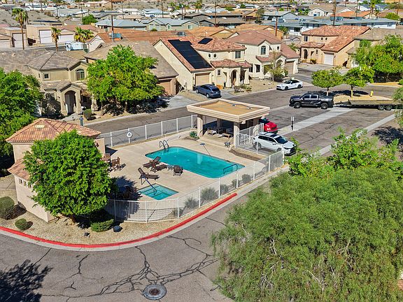 4th image of 1070 Richey Cir