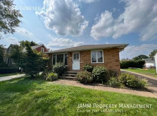 1366 Genesee Ave, Mayfield Heights, OH 44124