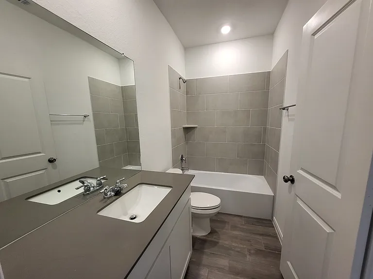 1233 Fox Wing Way — Photo 11