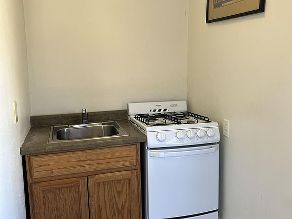 5th image of 240 W Lakelawn Pl #10699273