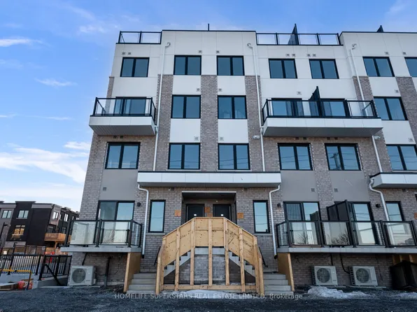 1695 Dersan St, Pickering, ON