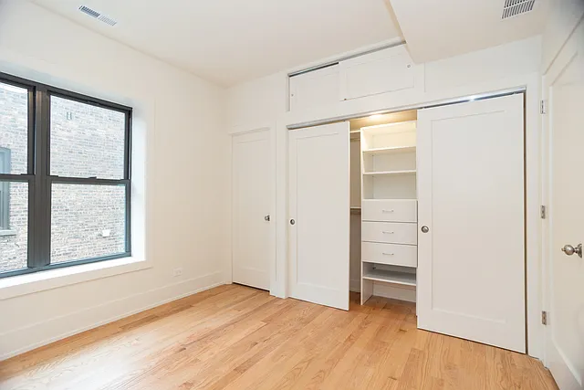 652 W Gordon Ter #1W — Photo 15
