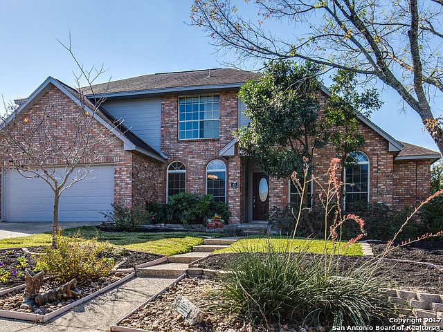 1st image of 923 Amberstone Dr