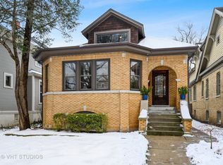 1723 Elmwood Ave, Wilmette, IL