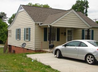 506 Twin Oak Ct, High Point, NC 27260