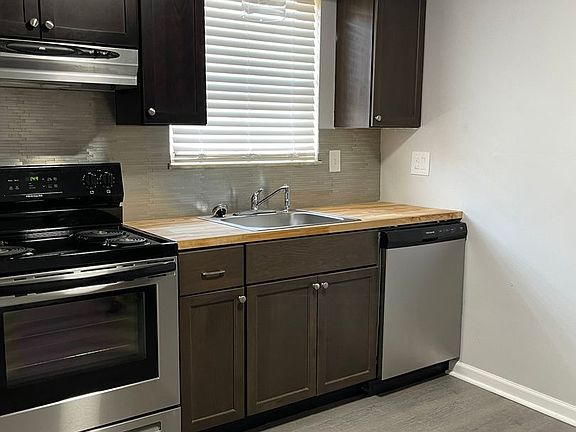 2nd image of 6431 Hammel Ave #4