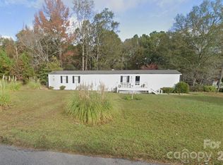 2157 Ross Cauthen Rd, Lancaster, SC 29720