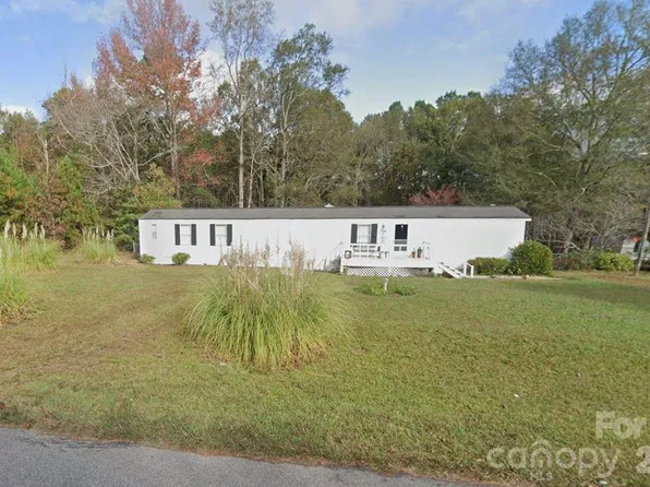 2157 Ross Cauthen Rd, Lancaster, SC 29720