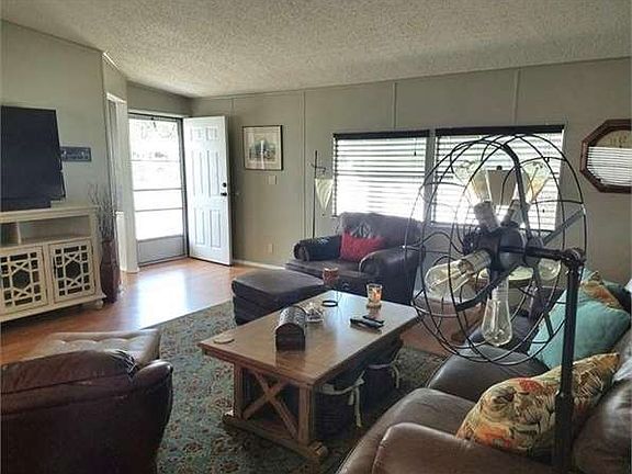 3rd image of 9713 Cypress Lakes Dr