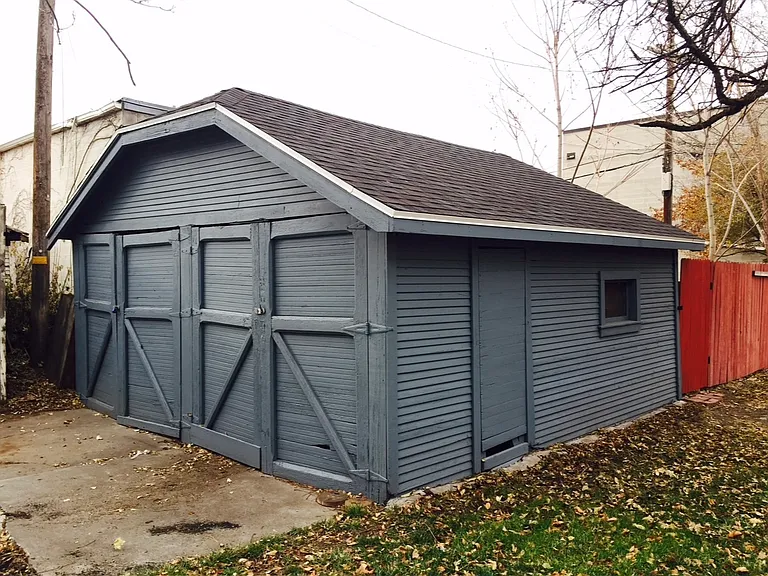 852 S Roberta St — Photo 11