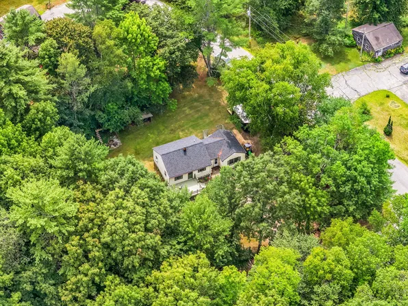 212 Annabessacook Road, Monmouth, ME 04265