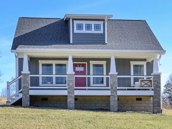 105 Bobby Ridge Dr, Leicester, NC 28748