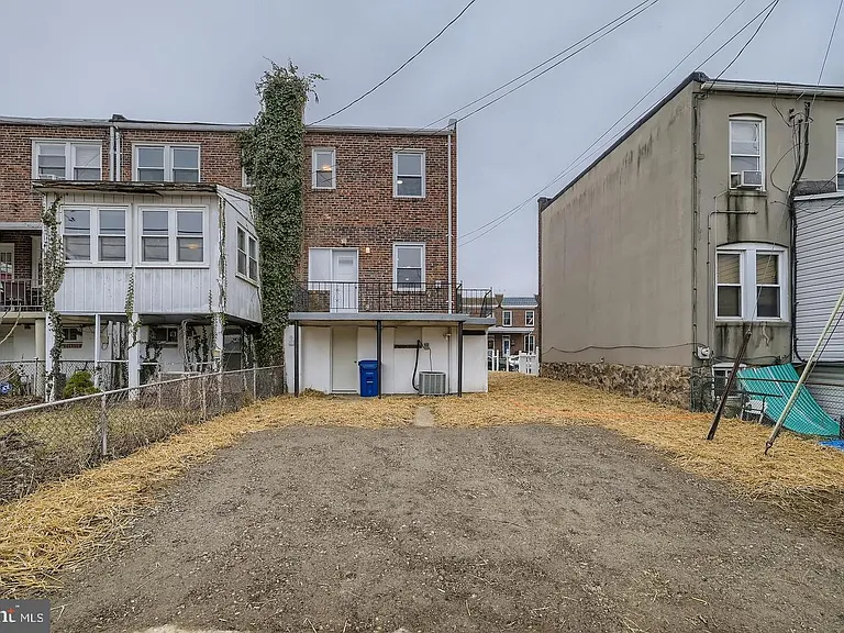 4429 Newport Ave — Photo 30