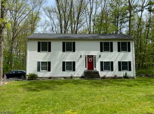 17 Frontage Rd, Blairstown, NJ 07825