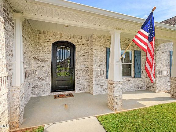 3rd image of 8065 Village Green Dr