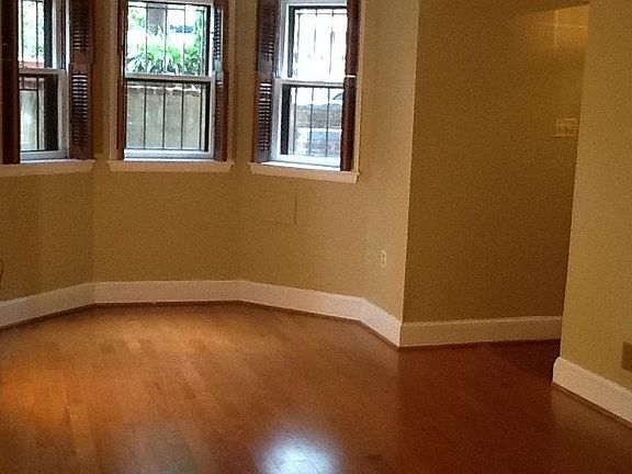 Living/Dining Area