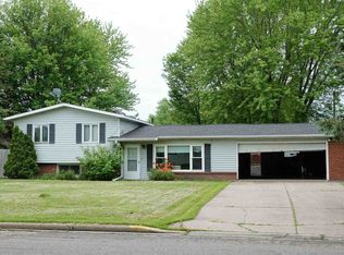 301 N 2nd St, Dorchester, WI 54425