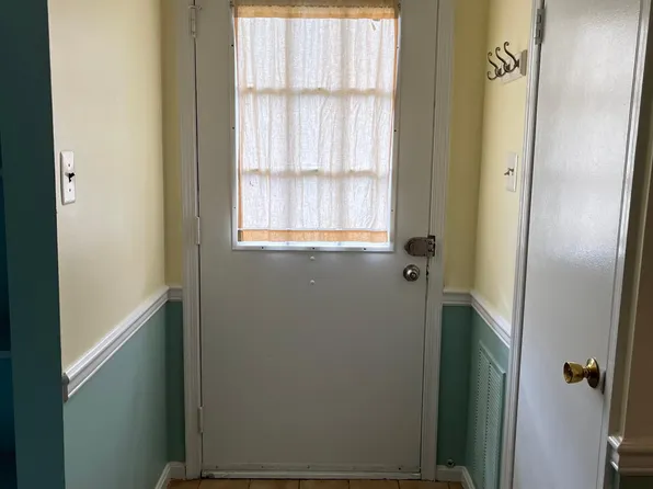 (undisclosed Address), Burke, VA 22015