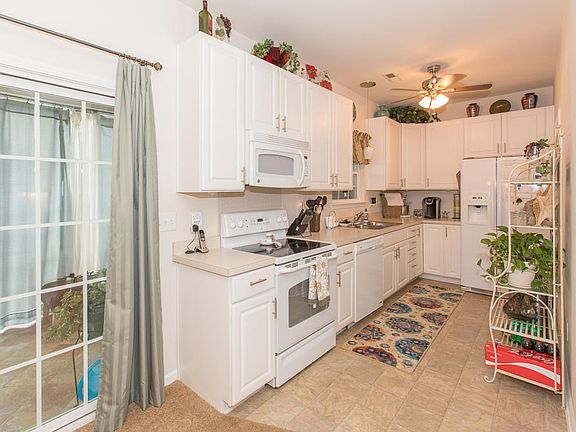4th image of 108 Broad River Dr