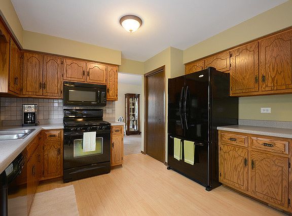 4th image of 13936 Catherine Dr