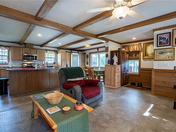 3rd image of 7077 Stearns Rd