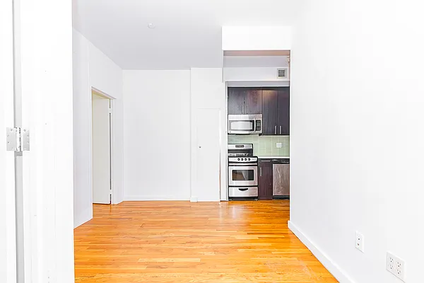 Rented by MySpaceNYC | media 22