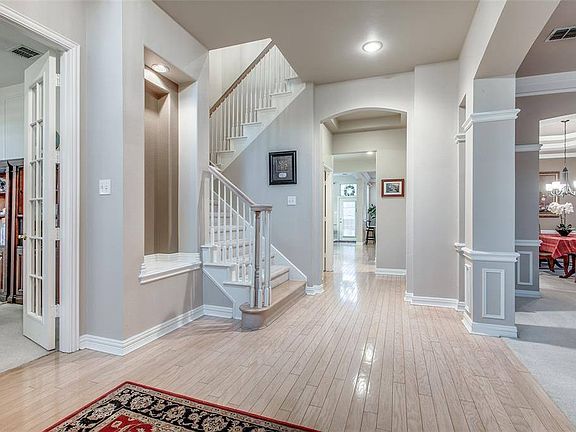 4th image of 1400 Richmond Ct