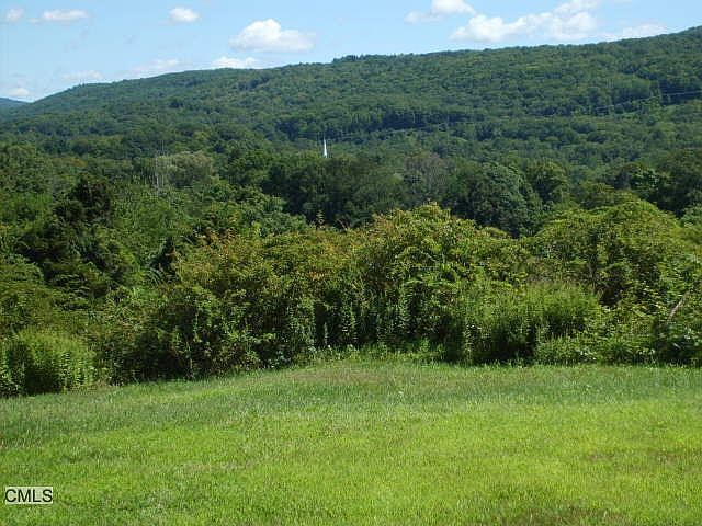 2nd image of 17 Newton Rd