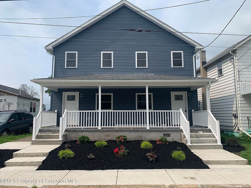 1st image of 216 Sussex St