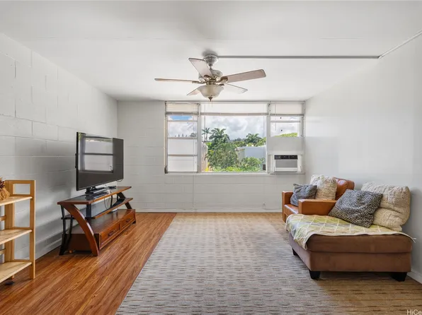 98-1040 Moanalua Rd #1302, Aiea, HI 96701