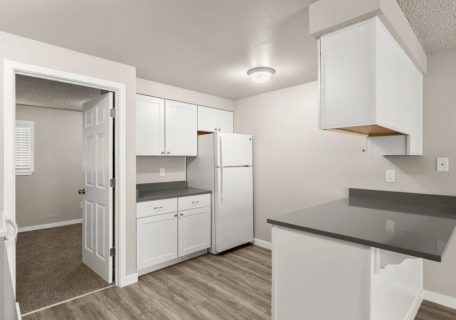 The Rim Crest Apartments — Photo 4