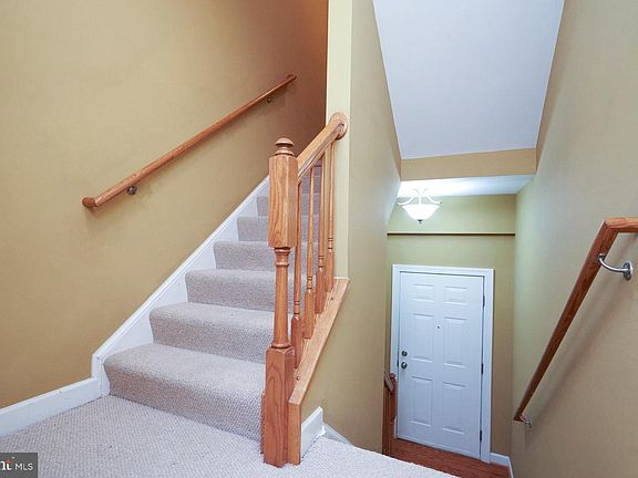 4th image of 5675 Harrington Falls Ln #T