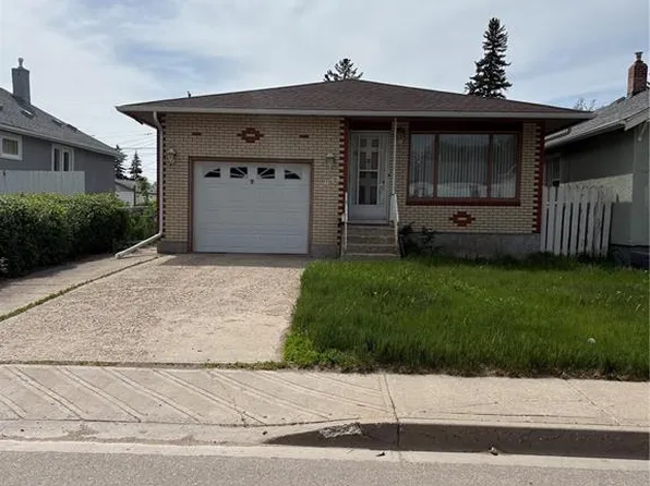 1058 MONTAGUE STREET, Regina, SK S4T 3H5