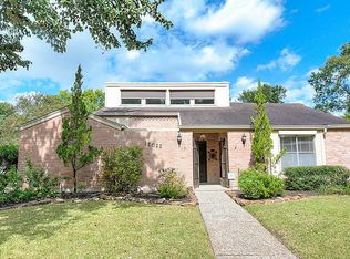 12022 Riverview Dr, Houston, TX 77077