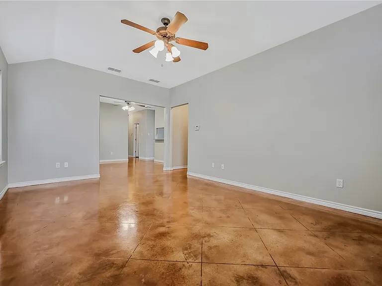 6629 Rhine Dr #A — Photo 5