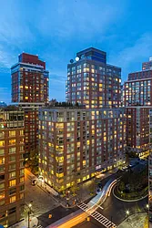 Rented by R New York
